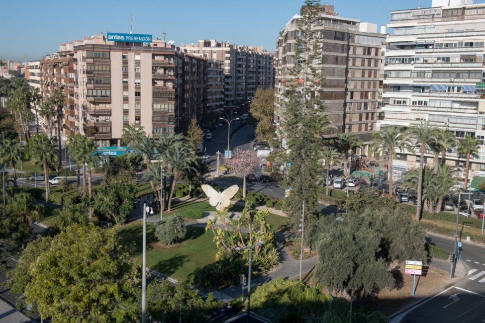 Panorámica de la conexión entre la avenida de Loring y la Plaza de Galicia. Foto: RAFA MOLINA - 