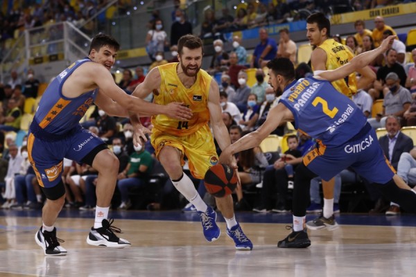 Valencia Basket a por la cuarta plaza, el Burgos a salvarse