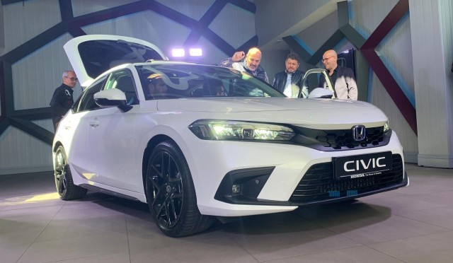 La undécima generación del Honda Civic llegará al mercado en otoño y con motorización híbrida