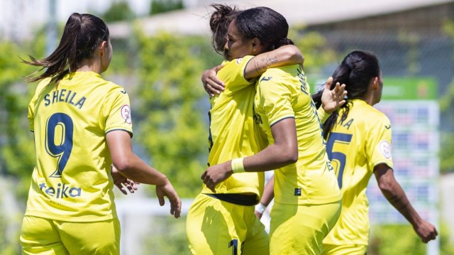 El Villarreal gana al Betis con doblete de Salma