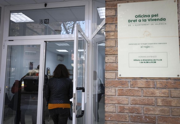 La Oficina por el Derecho a la Vivienda suspende 103 desahucios en sus seis primeros meses