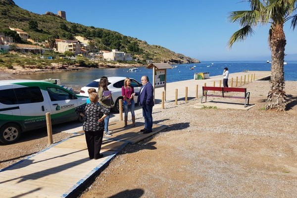 Comienzan los trabajos para renovar el entorno de la plaza Juan Paredes de Cartagena