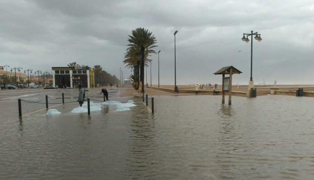 3.253 millones de litros de lluvia caídos en 26 horas anegan Valencia