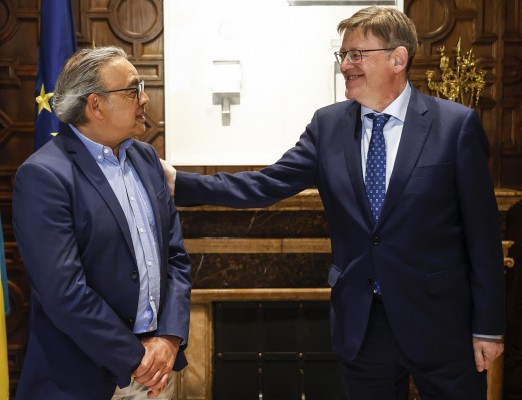 Mata deja también la vicesecretaría general del PSPV
