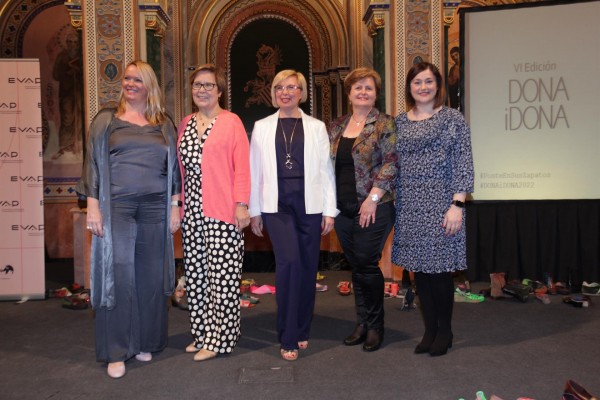 Los premios 'DONAiDONA' de EVAP reconocen el compromiso de tres empresas por integrar a mujeres en riesgo de exclusión