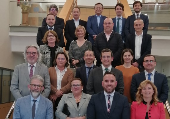 PortCastelló eleva sus bonificaciones con un mayor énfasis en graneles sólidos para respaldar al azulejo