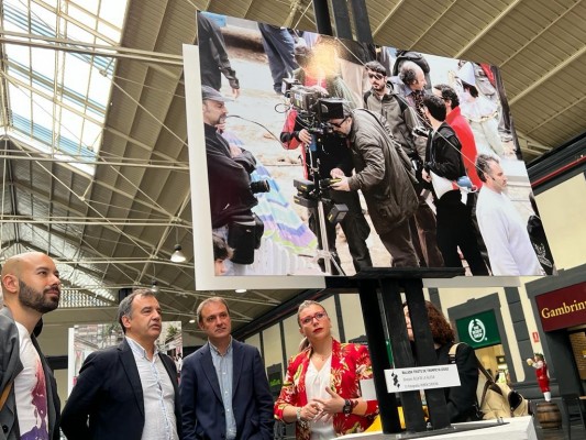 Alicante exhibe sus localizaciones con una muestra sobre rodajes a las puertas del Festival de Cine