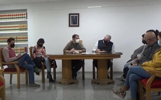 El pleno de un municipio de mil habitantes de la Safor mantiene en vilo a toda la Mancomunitat