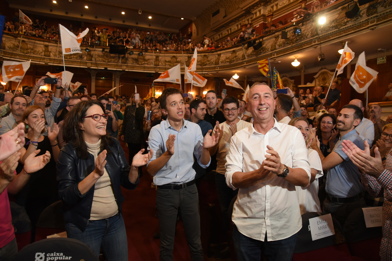 Compromís y Errejón se adelantan a Yolanda Díaz y Unidas Podemos y refuerzan su 'frente amplio'