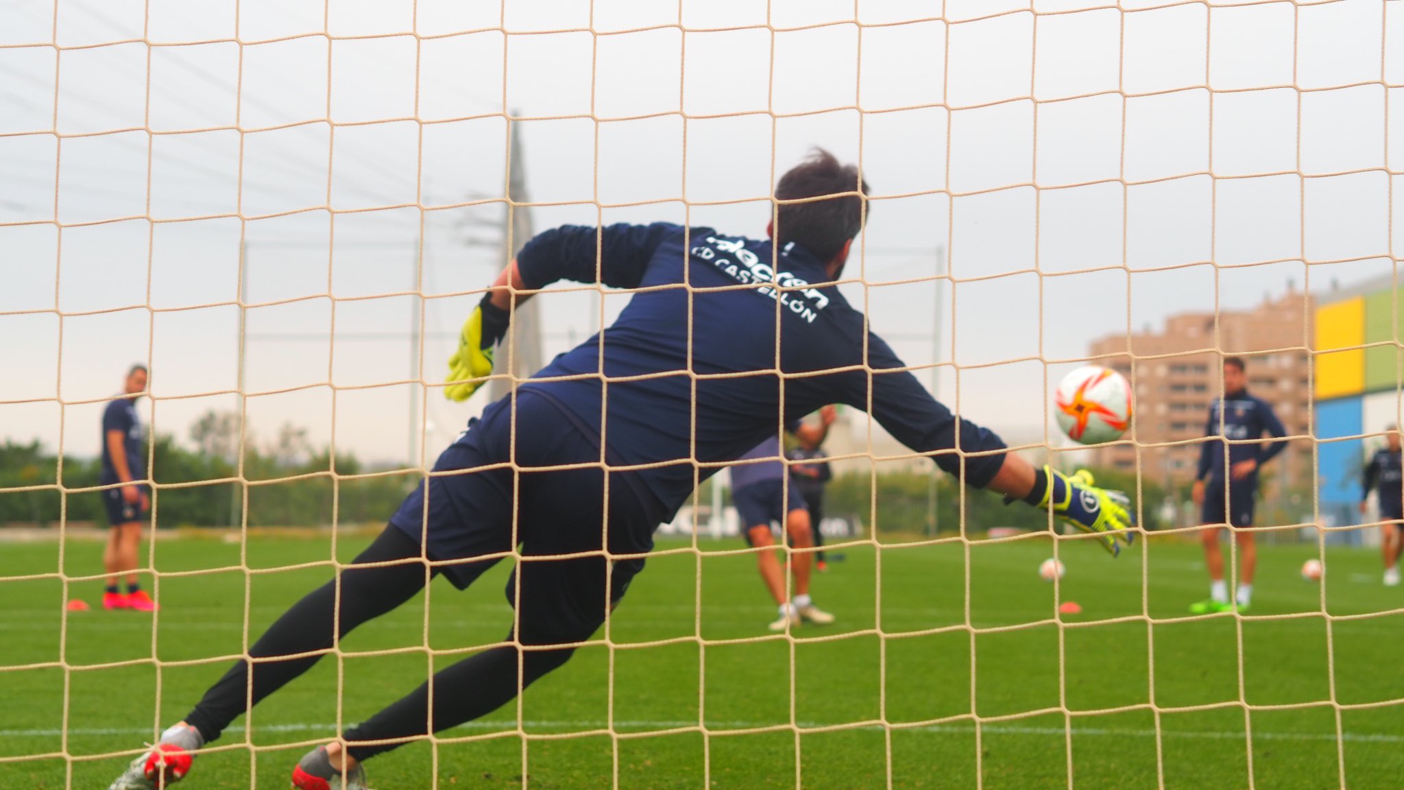 Tres rivales que luchan por subir se cruzan en el camino del Castellón a la promoción