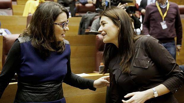 La vicepresidenta del Consell, Mónica Oltra, y Carmen Montón, titular de Sanidad - 