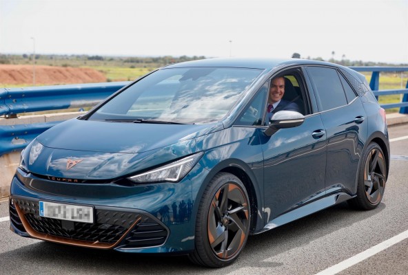 Sánchez augura que España será un gran 'hub' europeo de baterías con la gigafactoría de Sagunt