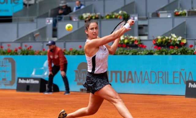 Sorribes cierra su participación de ensueño en Madrid perdiendo en cuartos ante Pegula