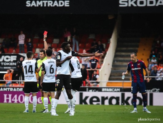 A Gayà le caen dos partidos de sanción 