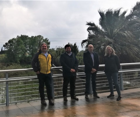 La Confederación Hidrográfica del Júcar visita la restauración ambiental del río Anna en Burriana
