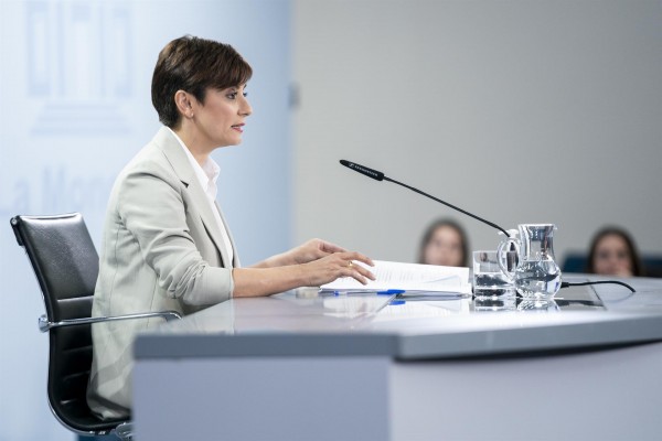 El Gobierno admite que se investigaron los móviles de Sánchez y Robles tras la investigación de Citizen Lab
