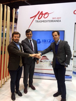 Trasmediterránea presenta el ‘barco del runner’ de la mano de los organizadores de la Ibiza Marathon 