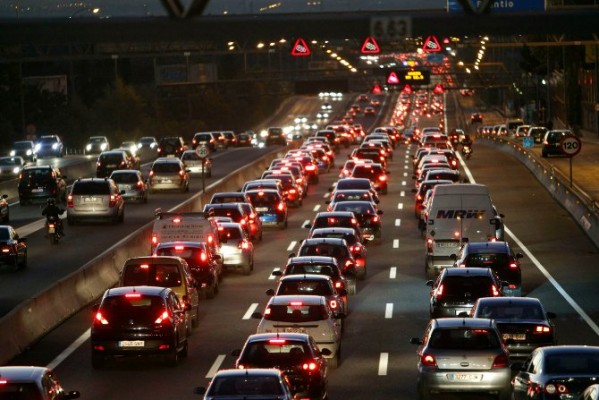 Investigadores españoles desarrollan un algoritmo de toma de decisión para reducir el tráfico

