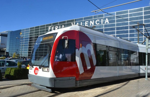 Metrovalencia facilita el desplazamiento a Forinvest aumentando las frecuencias
