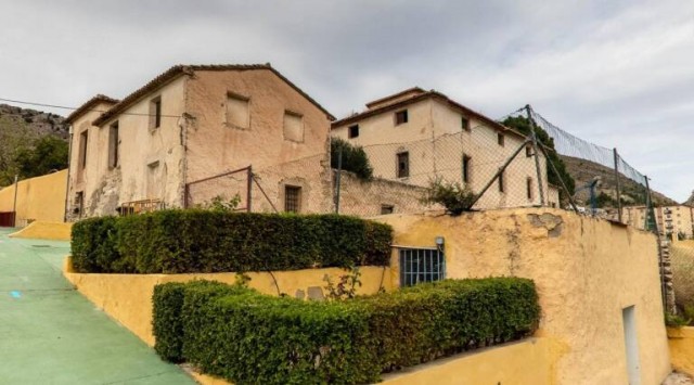 La Casa Geralda, fuera del catálogo de protección de Xixona: provocaría su derribo para construir pistas de pádel