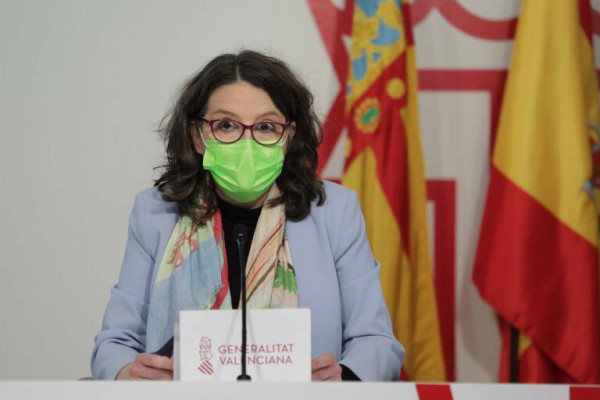 Igualdad promueve más de 1.800 plazas para la formación en atención a la dependencia