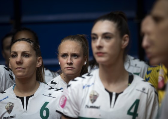 El Elche aguanta 10 minutos el huracán del Málaga que alcanza la final