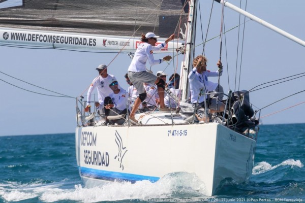Puesta de largo para el Trofeo Estrella de Levante con 30 cruceros en la línea de salida 