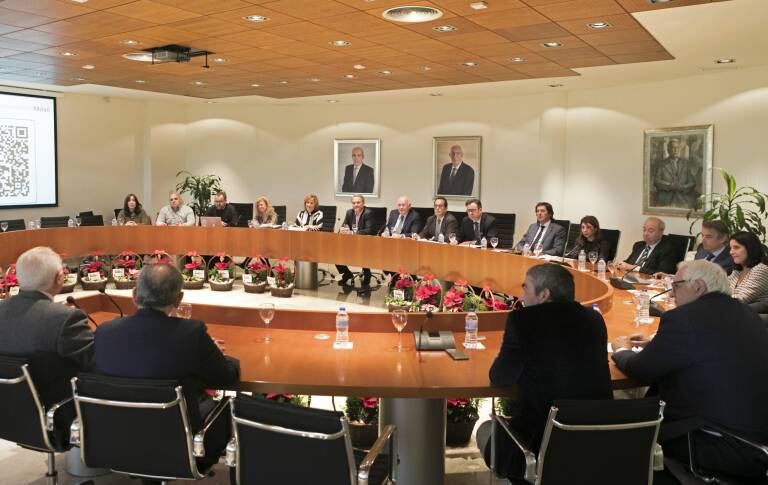 Así ve el Consejo de la UMH Medicina en la UA: anuncio electoralista y unilateral y 'sorpresa' con González
