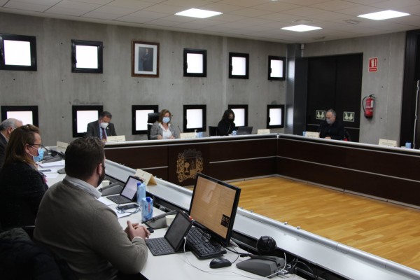 El contrato de energía eléctrica de San Pedro de más de un millón se queda desierto 