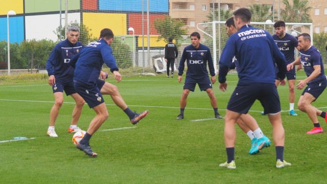 El Castellón, a frenar la sangría frente al Algeciras