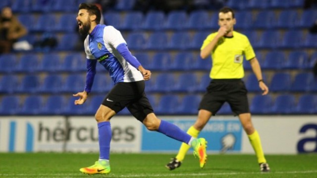 El Hércules vuelve a la promoción y es tercero tras vencer al Sabadell con gol de José Gaspar