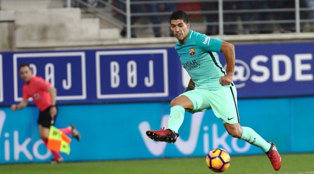 El Barcelona golea al Eibar y sigue a la estela de R.Madrid y Sevilla
