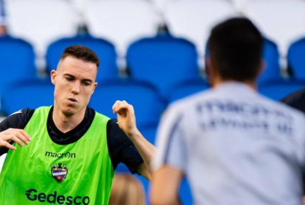 Clerc completa parte del entrenamiento y supera lesión de rodilla
