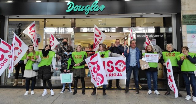 Douglas y los sindicatos alcanzan un preacuerdo en el ERE tras reducir despidos y el cierre de tiendas