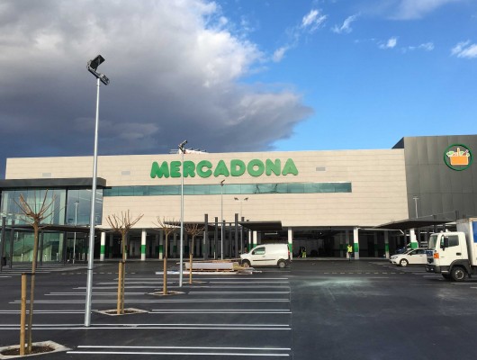 Mercadona inaugura en Alicante y Finestrat su nuevo modelo de tienda eficiente