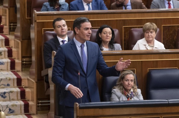 Sánchez pospone su viaje a Moldavia y Polonia por la votación del decreto anticrisis
