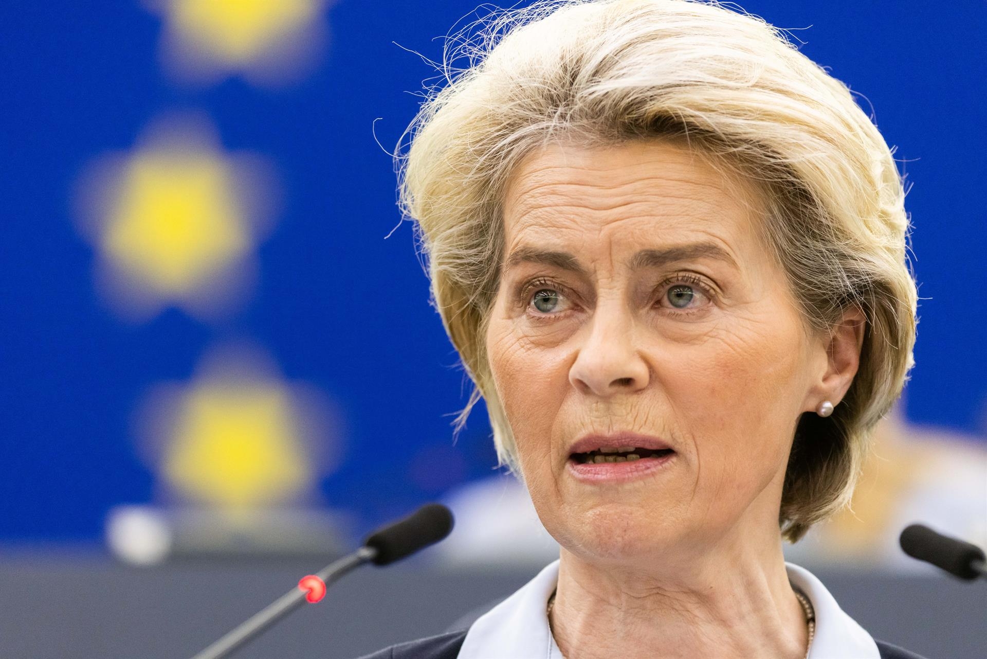 Von der Leyen avisa a las empresas de que si pagan en rublos el gas ruso violarán las sanciones de la UE