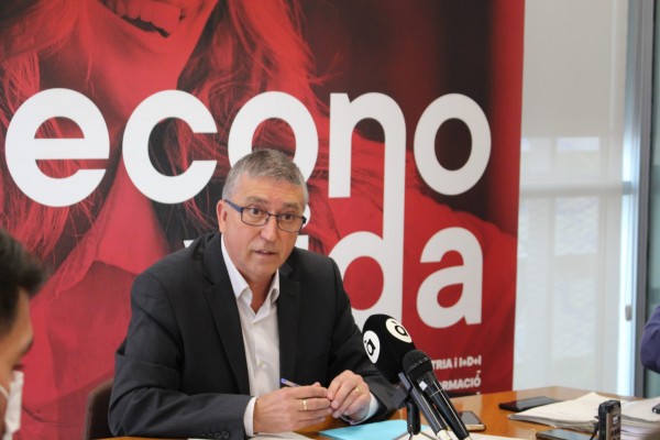 Economía y las ITV liman asperezas: acuerdan crear una comisión para una reversión 