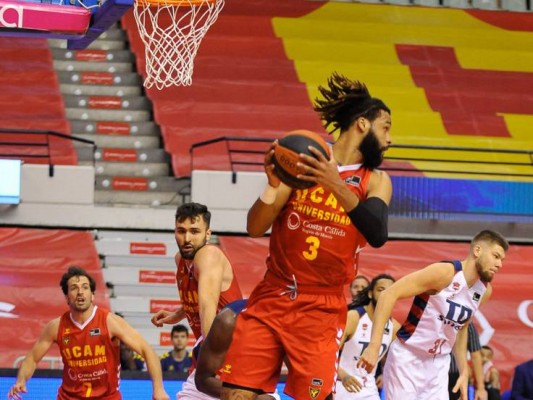 El UCAM CB recibe el no por respuesta de James Webb a su oferta de renovación
