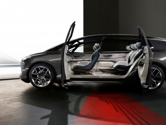 Audi urbansphere concept: viaje espacial en la megaciudad
