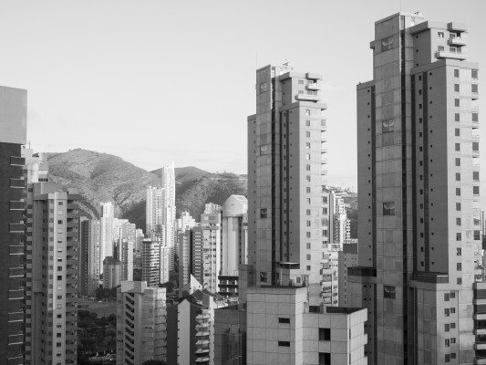Benidorm: lujuria, análisis y leche fresca 
