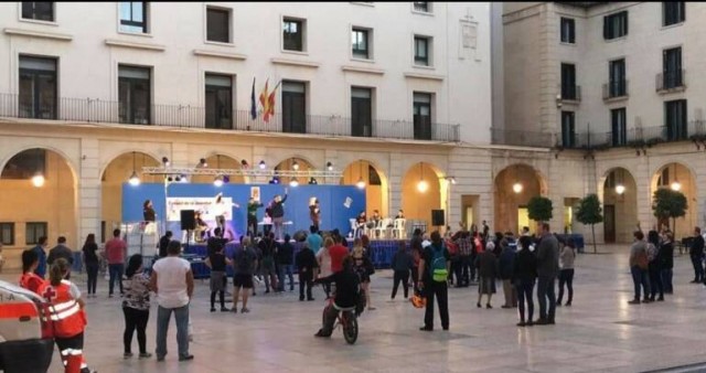 El Consell de la Joventut insta al bipartito de Alicante a invertir en beneficio de los jóvenes