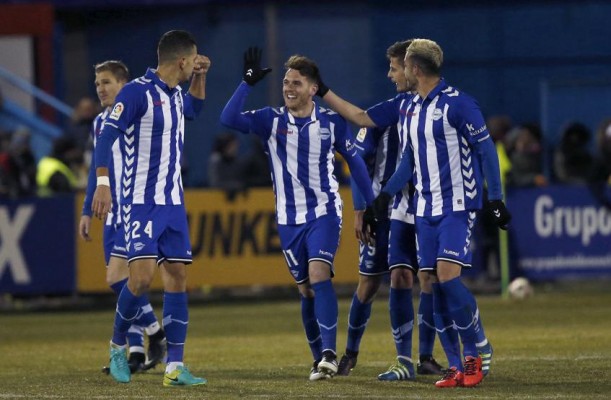 El Alavés, a sellar su pase a semifinales ante el Alcorcón