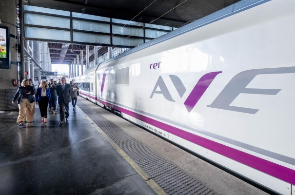 Renfe recupera 151 circulaciones semanales en abril, con el Intercity Madrid-Castellón a la cabeza