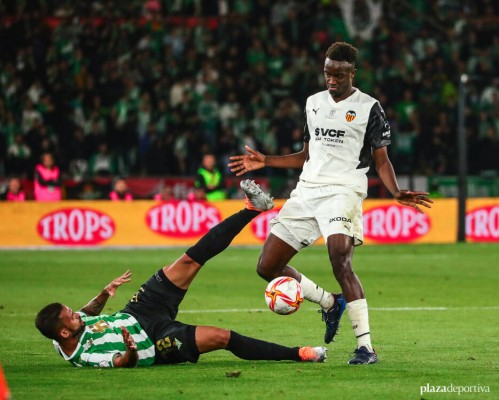 Diakhaby jugará con Guinea