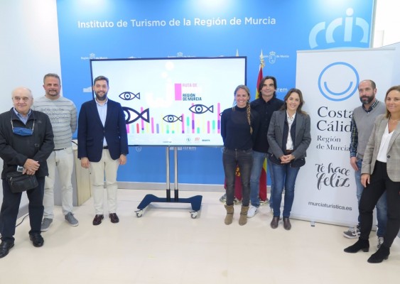 El Instituto de Turismo y la Asociación de Centros de Buceo ponen en marcha la 'I RutaSub' de la Región 