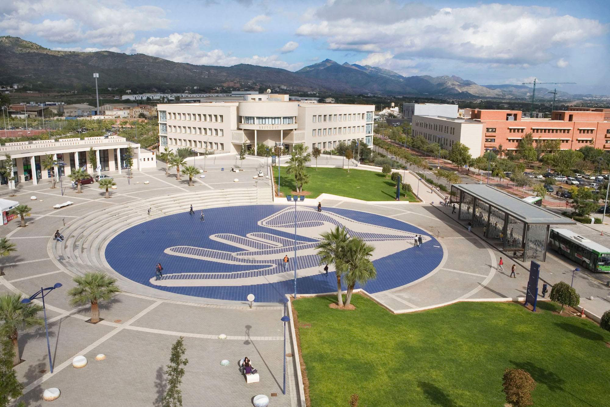 UJI: 30 años impulsando la innovación, la formación y la investigación castellonense