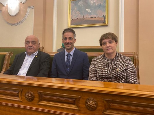 Cs afea al Fadrell la falta de mantenimiento de algunas calles y carreteras en Castelló