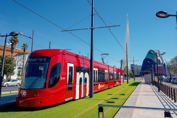 El Gobierno pone como ejemplo de buena práctica ante la UE la inversión en la L10 de Metrovalencia