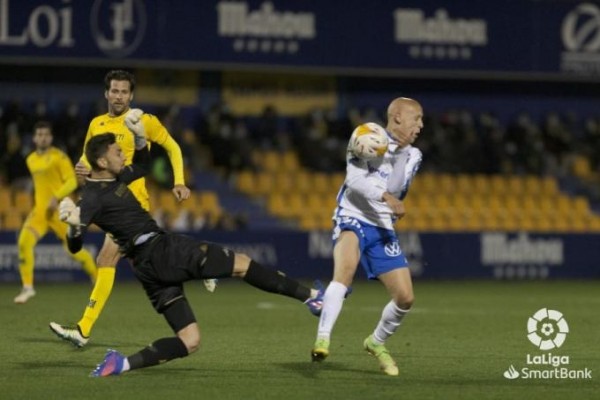 Cristian Rivero regresa a la portería del Alcorcón